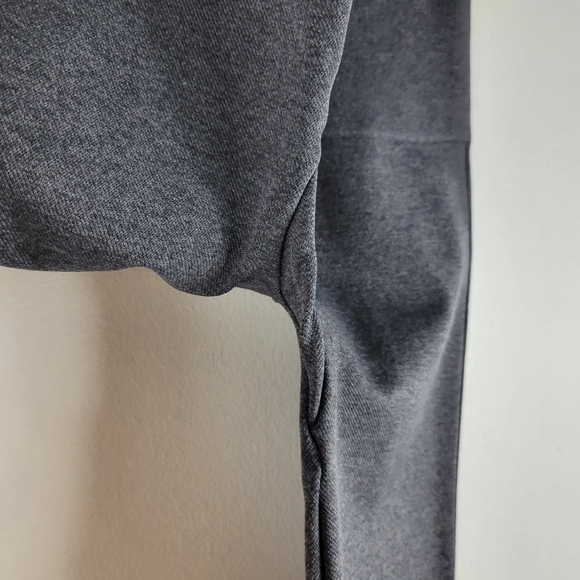 Spanx Look At Me Now High Waist Compression Panel Cropped Leggings - Picture 5 of 9